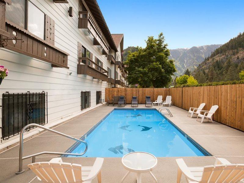 Howard Johnson By Wyndham Leavenworth Exterior photo